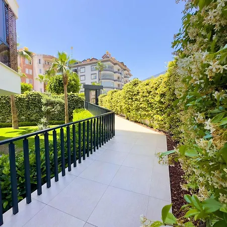 Apartment Qoople Oba Select